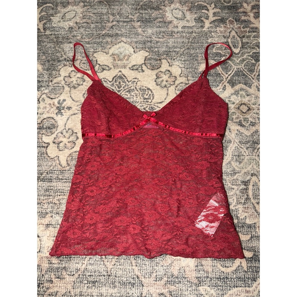 Edikted Eira Sheer Lace Tank Top Red